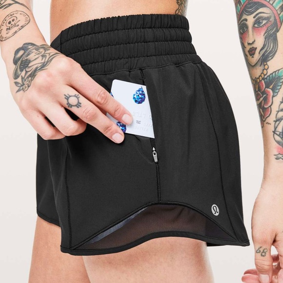 Lululemon Black Hotty Hot Short Size 2 - Picture 11 of 11